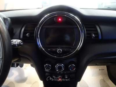 MINI One 1.5 100 CV 5 Porte EU6 Bianco usata Latina