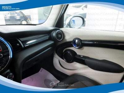 MINI Cooper 1.5 136cv 5 Porte AUT EU6 Blu/Azzurro usata Latina