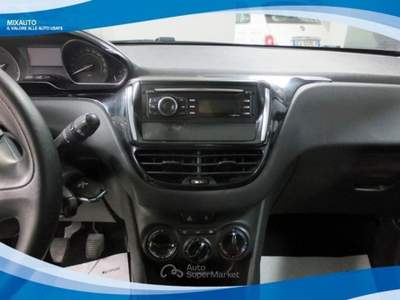 Peugeot 208 1.6 BlueHDI 75cv Access EU6 Bianco usata Latina