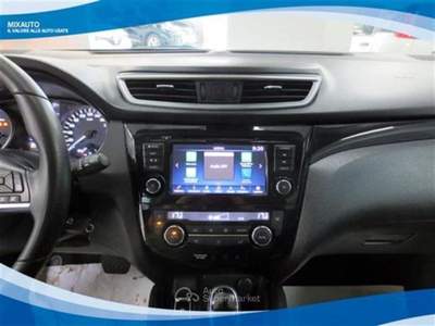 Nissan Qashqai 1.5 DCI 115cv 2WD Business DCT EU6D-Temp Bianco usata Latina