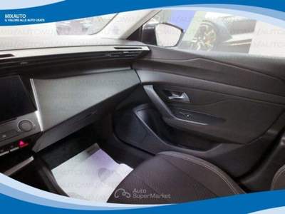 Peugeot 308 1.2 PureTech 130cv Allure EU6 Verde usata Latina