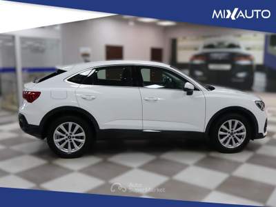 Audi Q3 35 Sportback 2.0 TDI Advanced S-Tronic 150CV Bianco usata Latina
