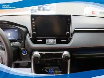 Toyota RAV4 2.5 VVTi-iE PHEV 306cv AWD-i Dynamic+ ECVT EU6 Argento usata Latina