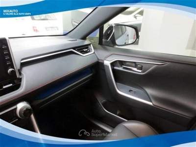 Toyota RAV4 2.5 VVTi-iE PHEV 306cv AWD-i Dynamic+ ECVT EU6 Argento usata Latina