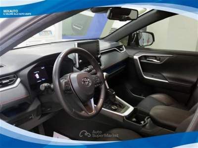 Toyota RAV4 2.5 VVTi-iE PHEV 306cv AWD-i Dynamic+ ECVT EU6 Argento usata Latina