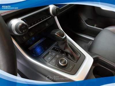 Toyota RAV4 2.5 VVTi-iE PHEV 306cv AWD-i Dynamic+ ECVT EU6 Argento usata Latina