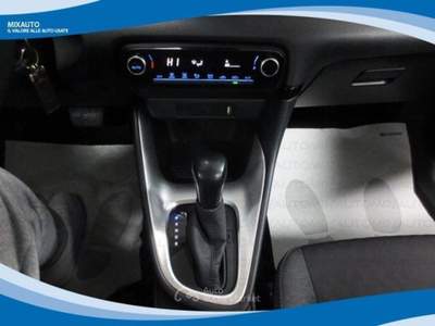 Toyota Yaris 1.5 Hybrid 5 Porte Active AUT EU6 Blu/Azzurro usata Latina