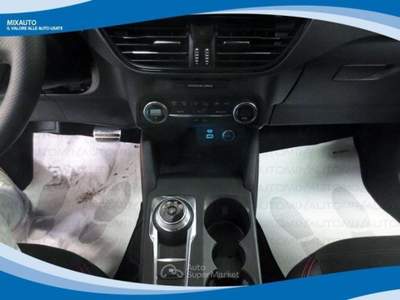 Ford Kuga 2.5 PHEV 225cv 2WD ST Line X AUT EU6 Bianco usata Latina