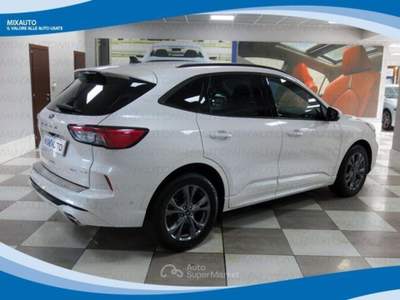 Ford Kuga 2.5 PHEV 225cv 2WD ST Line X AUT EU6 Bianco usata Latina