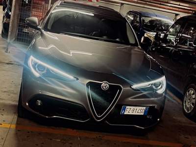 Alfa Romeo Stelvio tetto apribile  Grigio usata Marigliano