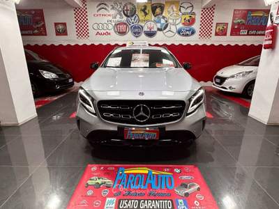 Mercedes-Benz GLA Mercedes GLA 2.1 136cv 200 d Premium - 2019 Grigio usata Giugliano in Campania