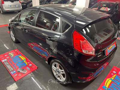 Ford Fiesta Titanium - 2013 Nero usata Giugliano in Campania