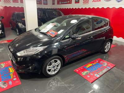 Ford Fiesta Titanium - 2013 Nero usata Giugliano in Campania