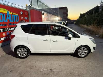Opel Meriva 1.3 95cv ecoFLEX Cosmo - 2014 Bianco usata Giugliano in Campania