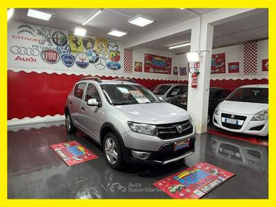 Dacia Sandero Stepway 0.9 TCe 90cv Prestige - 2013 Grigio usata Giugliano in Campania