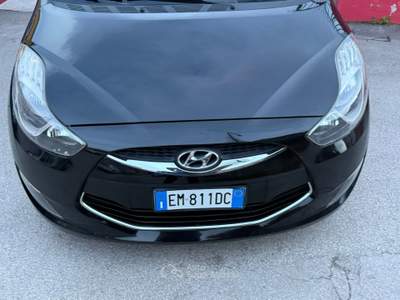 Hyundai ix20 1.6 CRDI 115cv Style - 2012 Nero usata Giugliano in Campania