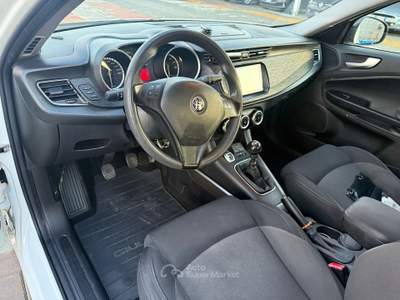 Alfa Romeo Giulietta Tenuta sempre in box usata Santeramo in Colle