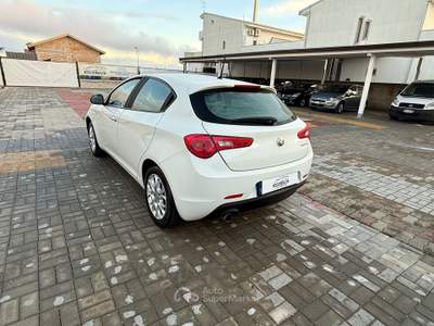 Alfa Romeo Giulietta Tenuta sempre in box usata Santeramo in Colle