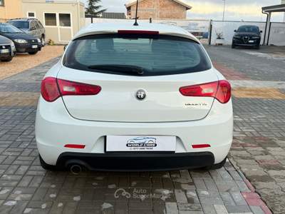 Alfa Romeo Giulietta Tenuta sempre in box usata Santeramo in Colle