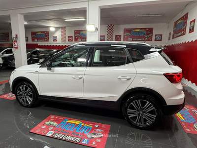 Seat Arona FR 90cv - 2019 Bianco usata Giugliano in Campania