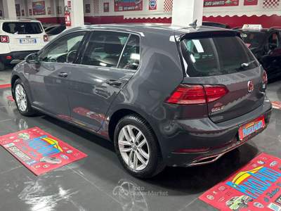 Volkswagen Golf 7 1.4 TGI 110cv BlueMotion - 2017 Grigio usata Giugliano in Campania