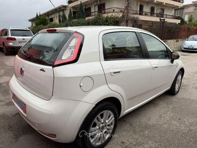Fiat Punto II 75cv Lounge - 2013 Bianco usata Giugliano in Campania