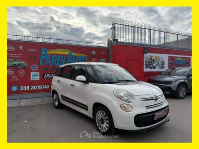 Fiat 500L Living 1.3 mjt 95cv Pop Star - 2016 Bianco usata Giugliano in Campania