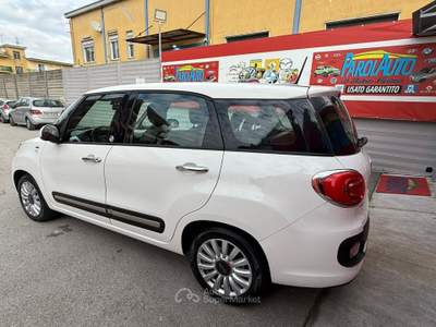 Fiat 500L Living 1.3 mjt 95cv Pop Star - 2016 Bianco usata Giugliano in Campania