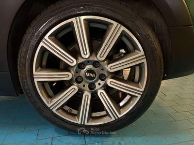 MINI One Mini Clubman 1.5 One D Mayfair Edition auto Verde usata Milano