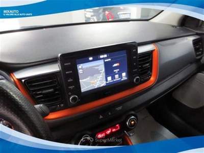 Kia Stonic 1.6 CRDI 110cv 2WD Style EU6B Grigio usata Latina