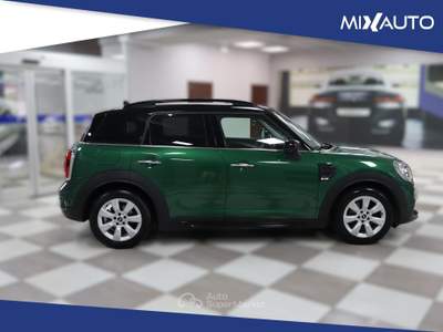 MINI Countryman 1.5 Cooper Baker Street Auto Verde usata Latina