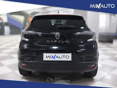 Renault Captur 1.0 TCE Techno 90CV Grigio usata Latina