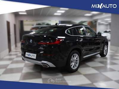 BMW X4 xDrive20d MHEV 48V AUT Nero usata Latina