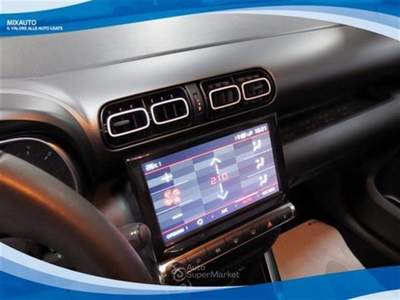 Citroen C3 Aircross 1.2 PureTech 110cv Shine EU6 Argento usata Latina