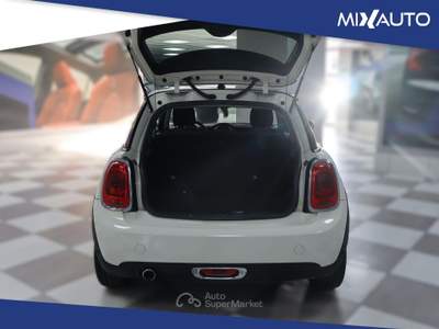 MINI 1.5 Cooper D Hype 5 1.5 115 CV 3 Porte AUT EU6 Bianco usata Latina