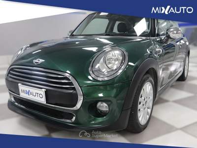 MINI One 1.5 3 Porte EU6 Verde usata Latina