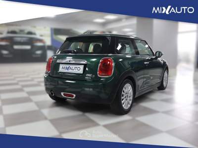 MINI One 1.5 3 Porte EU6 Verde usata Latina