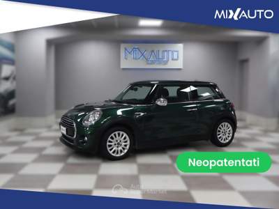 MINI One 1.5 3 Porte EU6 Verde usata Latina
