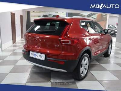 Volvo XC40 D3 AWD Geartronic Inscription Verde usata Latina