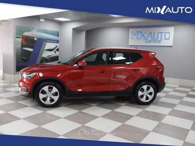 Volvo XC40 D3 AWD Geartronic Inscription Verde usata Latina