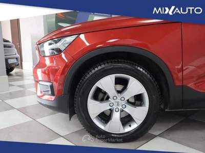 Volvo XC40 D3 AWD Geartronic Inscription Verde usata Latina