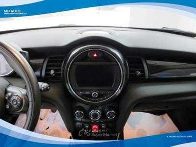 MINI One 1.5 100 CV 5 Porte EU6 Arancione usata Latina