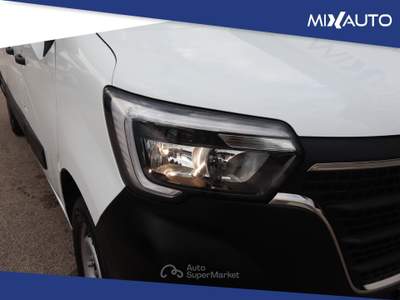 Renault Master T35 2.3 DCI 135cv L2H2 Ice EU6D-Temp Bianco usata Latina