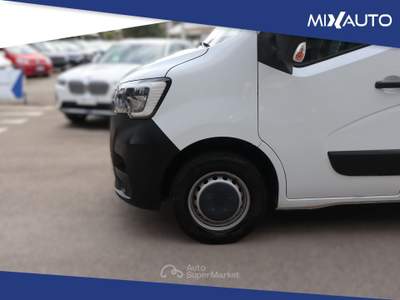 Renault Master T35 2.3 DCI 135cv L2H2 Ice EU6D-Temp Bianco usata Latina