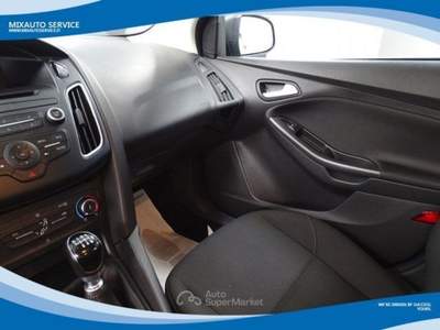 Ford Focus Station Wagon 1.5 TDCI 120cv Plus EU6B Grigio usata Latina