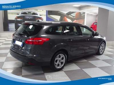 Ford Focus Station Wagon 1.5 TDCI 120cv Plus EU6B Grigio usata Latina