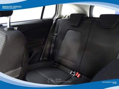 Ford Focus SW 1.5 EcoBlue 120cv Cool &amp; Connect Powershift EU6 Bianco usata Latina