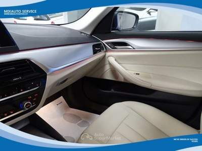 BMW Serie 5 530d Futura D Touring Business Edition EU6 Blu/Azzurro usata Latina