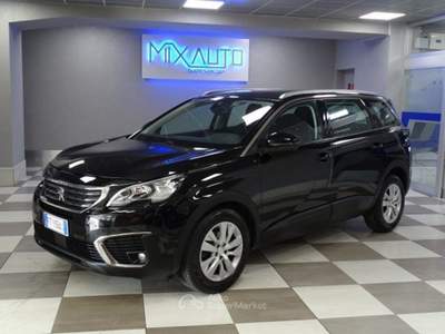 Peugeot 5008 1.5 BlueHDI 130cv Business EU6 Nero usata Latina
