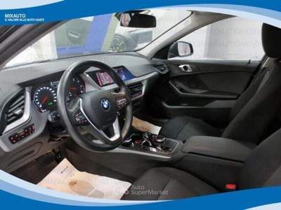 BMW Serie 1 135i d 5 Porte Sport AUT EU6 Nero usata Latina